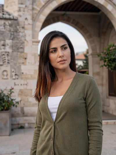 Dina, 26, from Mostar Bosnia - Bosnian woman seeking conversation and meaningful dating online